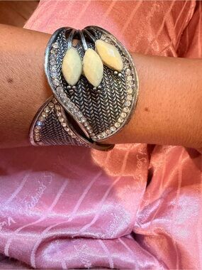 Vintage Silver-Tone Braided Cuff Statement Bracelet with Cream Stones